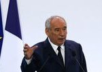 Francuzska opozicia hrozi vlade vyslovenim nedovery kvoli rozpoctovym skrtom