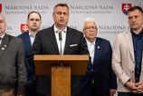 SNS odmieta zmenu ustavy a chce jeden volebny obvod