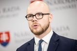 SAV potvrdila bezpecnost vakcin poslanec Dvorak ziada odvolanie Kotlara