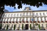 Ustavny sud dostal staznost k odmietnutemu referendu o sankciach voci Rusku