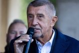 VIDEO Babis divoko spieval fortissimo vyznal lasku Fialovi po taliansky Ten ma strach o sokovo dusevne zdravie