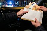 Chyteni pri cine Prepustenie z basy za uplatok 4000 eur sa nekonalo