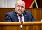 Minister Huliak mal nehodu Sluzobne auto skoncilo mimo cesty