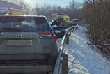 Zrazka aut v prudkej zakrute Tehotna zena v bezvedomi