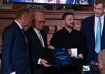 Prestizne uznanie pre Ukrajinu Volodymyr Zelenskyj prevzal v Mnichove cenu za zobrazenie odvahy a odolnosti Ukrajincov