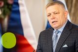Robert Fico utrpel debakel pri ktorom si s mamou Michala Simecka sotva poradi