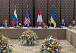 v zeneve sa uskutocnili narocne roknania medzi ukrajinou ruskom a usa ktorych vysledok zostava nejasny