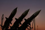 Iran tvrdi ze nema zaujem o jadrove zbrane parlament vsak diskutuje o jeho zotrvani v zmluve o nesirenie tychto zbrani