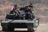 Kim Cong un osobne sledoval test noveho raketoveho motora s rekordnym tahom