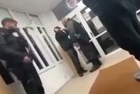 incident v galante policajt ktory fyzicky napadol 15 roneho chlapca celi vyhadzovu