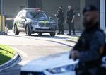 Policia hlada zlodeja parfumov v bratislavskom nakupnom centre Muz ukradol tovar v hodnote 1322 eur a odisiel bez platenia