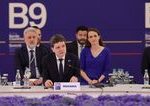 summit krajin bukurestskej deviatky liderstvo a nova vizia pre buducnost nato