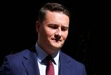 vzbura medzi labouristami britsky minister zdravotnictva wes streeting podal demisiu a otvorene kritizuje vladu keira starmera