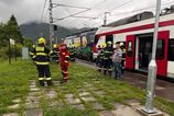 Na stanici Krpelyany doslo k zrazke dvoch vlakov na mieste zasahuju hasici a hlasia prve zranene osoby