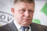 Robert Fico urobil z homofobie statnu politiku komentar Petra Weissa