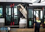 Na ikonickom moste v holandskom Rotterdame sa zrazili dve elektricky hlasia 15 zranenych
