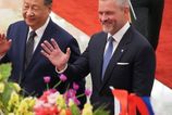 Pellegrini po rokovaniach v Pekingu hlasi historicky najlepsie vztahy s Cinou a laka velku automobilku