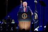 USA podla Trumpa ziaria viac nez kedykovek predtym Kritikov oznail za komunistov a varoval pred ohavnym nebezpecenstvom v krajine