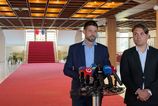 V tychto dnoch sa opat ukazalo ze Michal Simecka je odtrhnuty od reality Rady ako odstavit Roberta Fica ignoruje