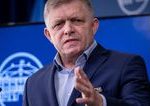 Fico odmieta vylucenie Spanska zo Schengenu Slovensko ponuka pomoc s policajtmi a technikov na hraniciach