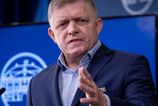 Fico odmieta vylucenie Spanska zo Schengenu Slovensko ponuka pomoc s policajtmi a technikov na hraniciach