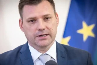 247 miliónov do teplárenstva. Taraba sľubuje menšie úniky tepla
