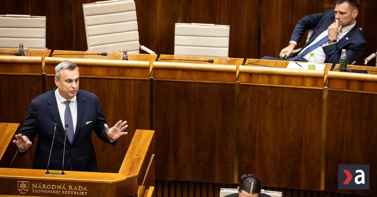 Ako Danko prekabátil Fica a zúročí to Republika? Odpovie Peter Bárdy