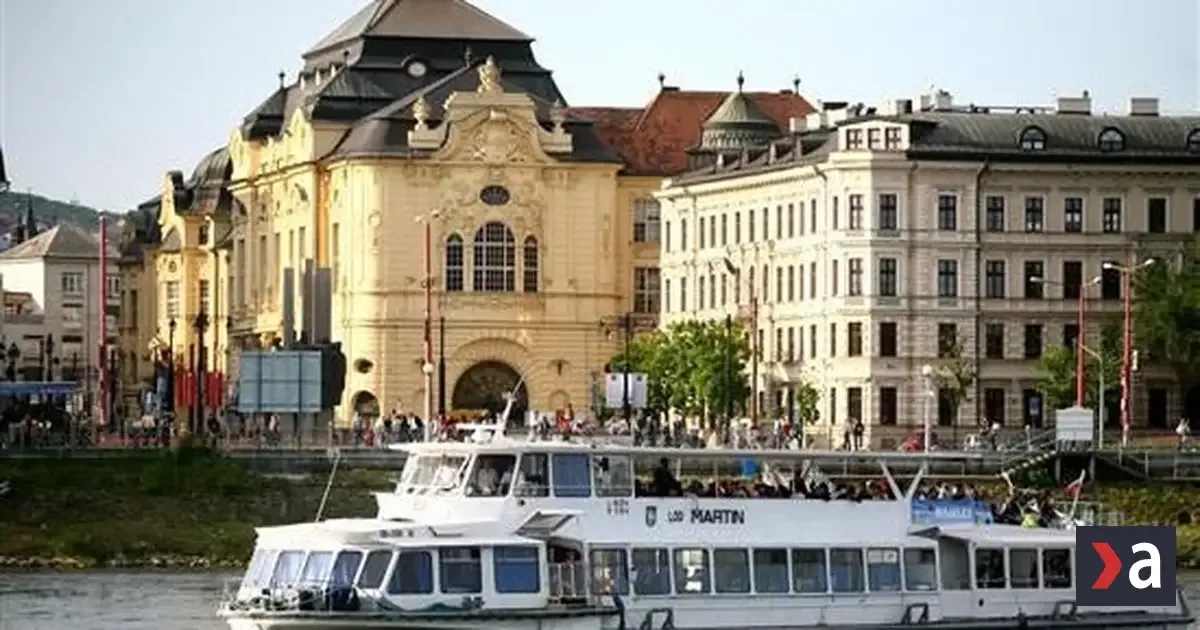 Bratislavský prístav v spore. SPaP odmieta obvinenia z monopolu a hovorí o zavádzaní