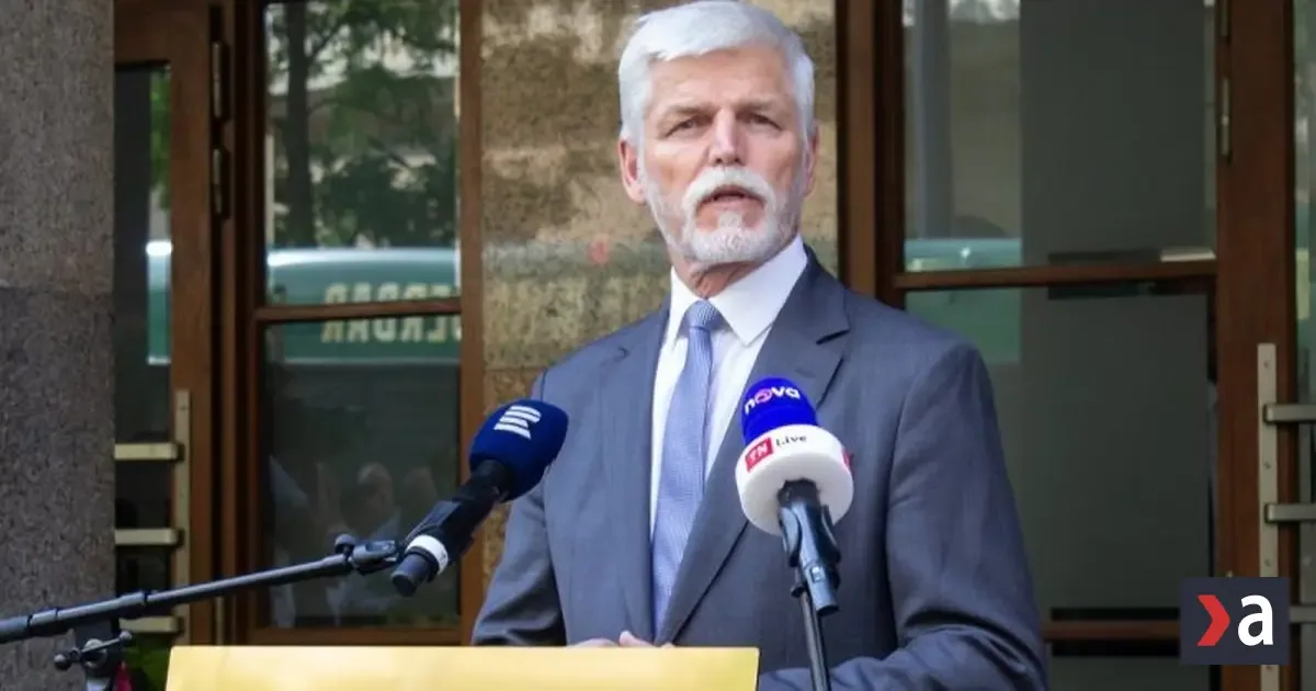 Česi sa pýtajú, prečo chrániť naše nebo, keď ich Fico zradí