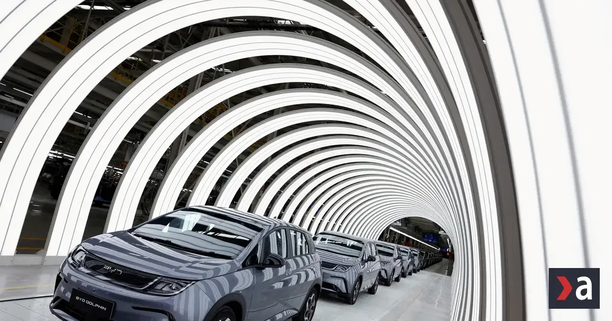 Čínske automobilky zachraňujú zahraničných motoristov. Vyčnievajú dva štáty