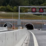Do tunela Čebrať vstúpia ľudia skôr než autá. Otvorenie úseku D1 pri Ružomberku sa blíži.
