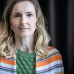 Do úst udierala nožničkami, škola ju neprijala. Bez mamy skončí medzi 50-ročnými