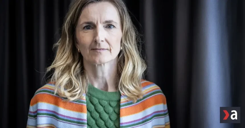 Do úst udierala nožničkami, škola ju neprijala. Bez mamy skončí medzi 50-ročnými