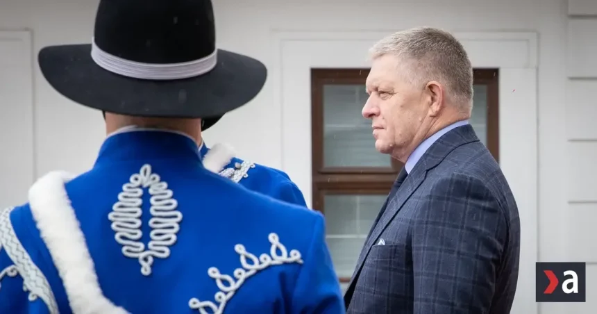 Fico a ceny palív: má páky, hrozia mu diery v rozpočte