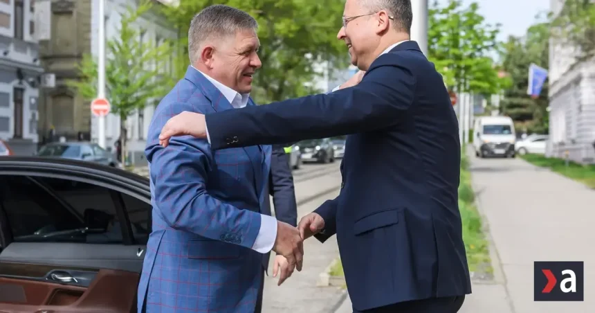 Fico zatiahne do svojej najväčšej „brindy“ aj Šimečku. Možno aj ďalších