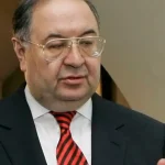 Francúzsko chce vyňať Usmanova zo sankcií EÚ pre zadržaných Francúzov v Azerbajdžane