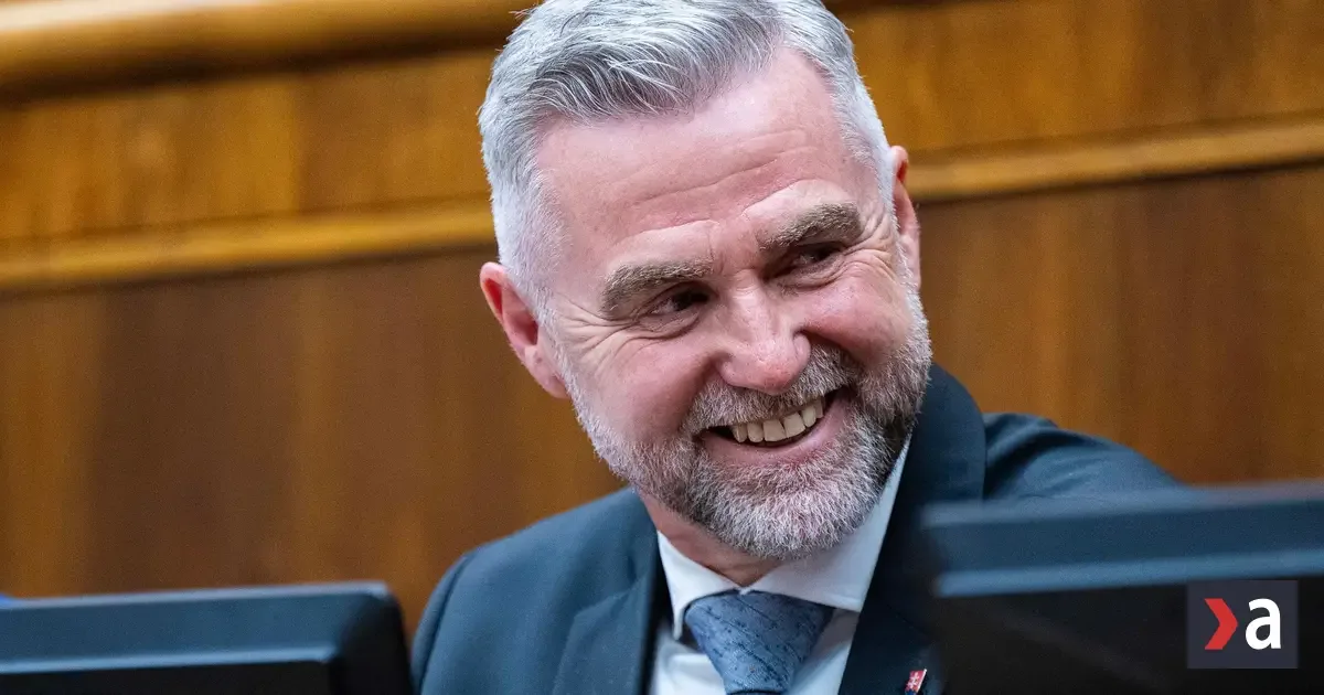 Gašpar čaká podporu rozpočtu od Tarabovej skupiny, provizórium je riziko