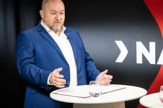 Huliak: Väzby Kaliňákových firiem na zbrojára Strnada sú problém