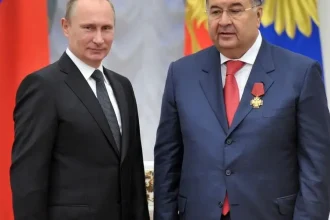 Lotyšsko blokuje kompromis o sankciách, odmieta vyňatie Usmanova a Fridmana