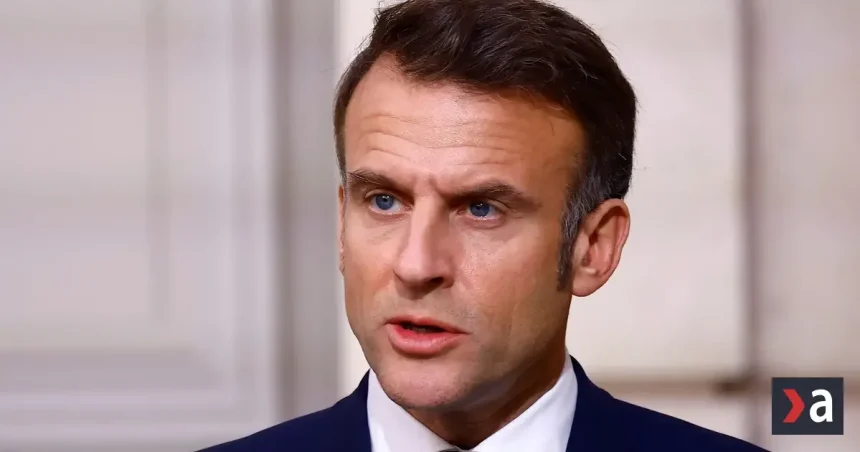 Macron varuje pred ruskou hybridnou hrozbou. Francúzsko chystá ochranu pred dronmi