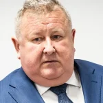 Manželka Holjenčíka zarába v energetike. Zamestnanci ju zvolili do dozornej rady