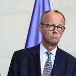 Merzov projekt zlyhal, koniec je otázkou času. Problém je nástupca, tvrdí výskumník