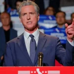 Newsom nechce súperiť s Harrisovou o Biely dom, tvrdí, že by to pomohlo republikánom