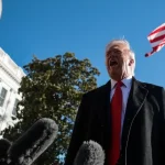 Obrat po chaose: Biely dom opäť vpustil novinárov CNN, MS NOW a Politico