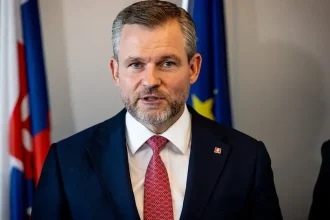 Pellegrini si predvolá Fica pre Tarabu. Spor o ministra životného prostredia sa vyostruje