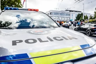 Polícia vyšetruje nález mužského tela na Rybničnej ulici