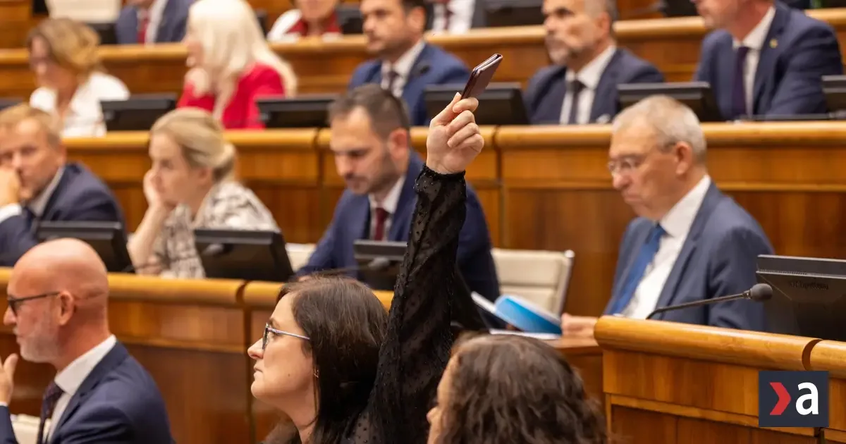 Poslanci NR SR začali štvrtý rokovací deň, na programe sú zmeny v prevencii kriminality