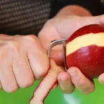 Prečo nevyhadzovať šupky z jabĺk? Sú plné vitamínov