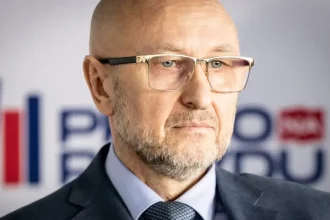 Prešiel k nepriateľovi? Funkciu mal za Borisa Kollára, dnes kandiduje za Zoroslava