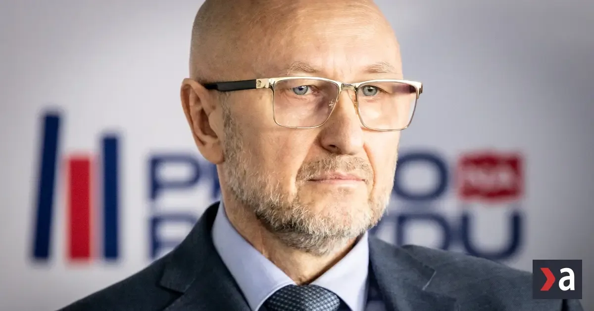 Prešiel k nepriateľovi? Funkciu mal za Borisa Kollára, dnes kandiduje za Zoroslava